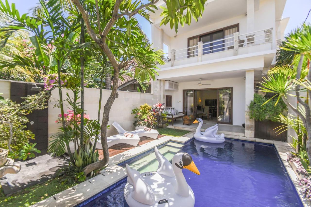 Amalia Swan Haven Villa Seminyak Buitenkant foto